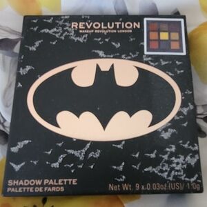 Revolution Eyeshadow Palette